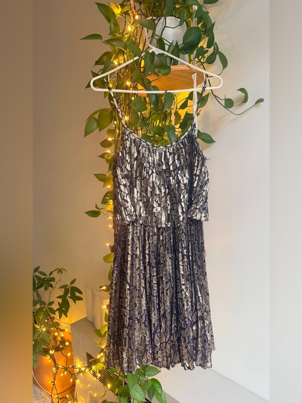 Halston Heritage Black and Gold Metallic Spaghetti-Strap Pleated Dress